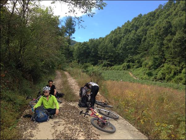 ����: D:\Photos\2013\2013-10-04_�¹�������̵�\IMG_1030.JPG